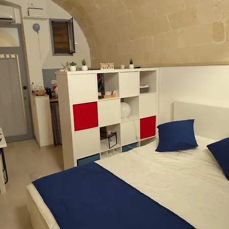 Apartamento La Casaredda Guesthouse, 69-71 Grottaglie