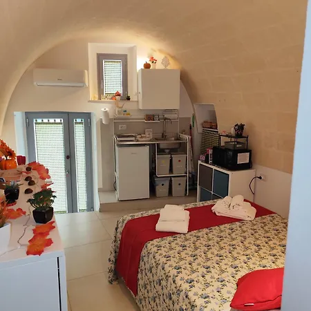 La Casaredda Guesthouse, 69-71 Grottaglie